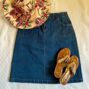 Stretchy & dressy light wash denim jean skirt